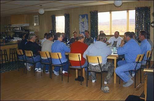 Peterson'S Point Lake Lodge Yellowknife Zewnętrze zdjęcie